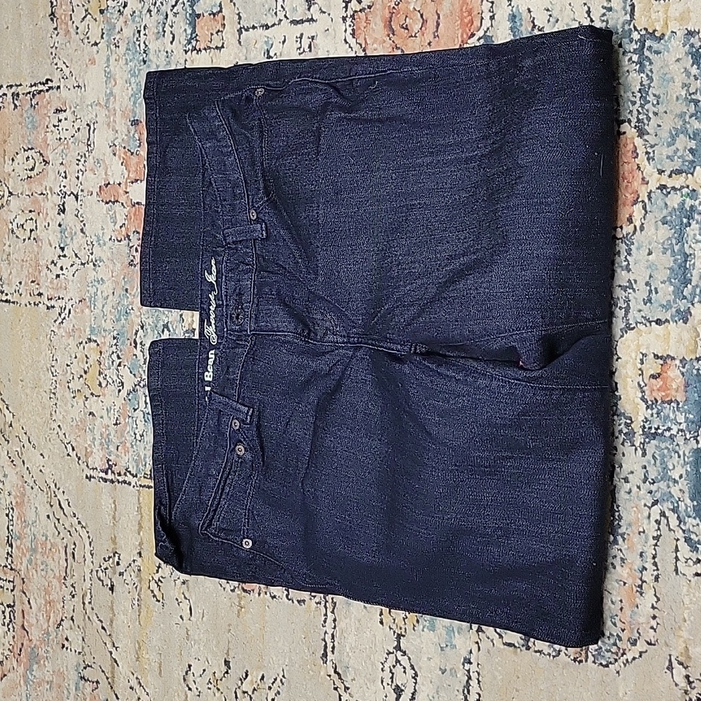 NEW! L.L. BEAN Sz 12P  Straight  Favorite Fit Line Waist 34" Inseam 29"  Rise 9"